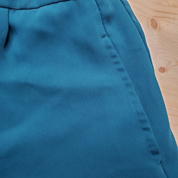 Forever 21 suit shorts hot pants size L - Picture 4 of 5